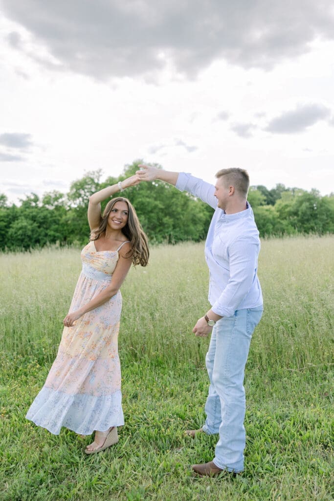 Engagement Photos at the white dove barn in beechgrove, tn