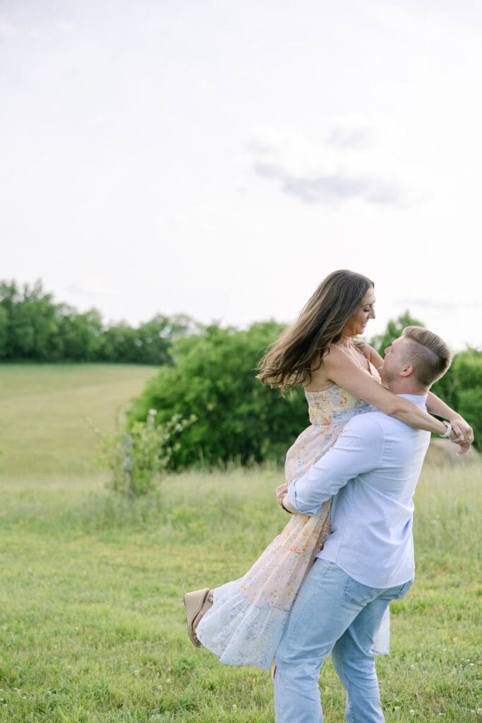 Engagement Photos at the white dove barn in beechgrove, tn