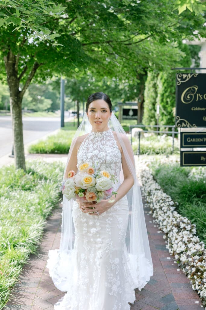 bridal portraits in downtown franklin, tn