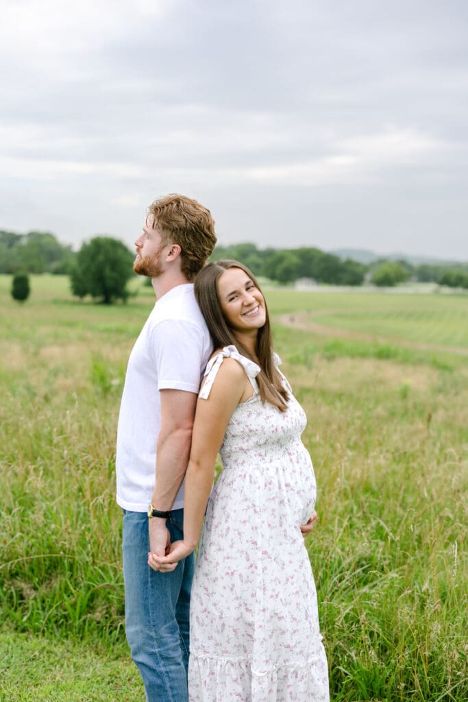 overcast maternity session at harlinsdale farms in franklin, tn